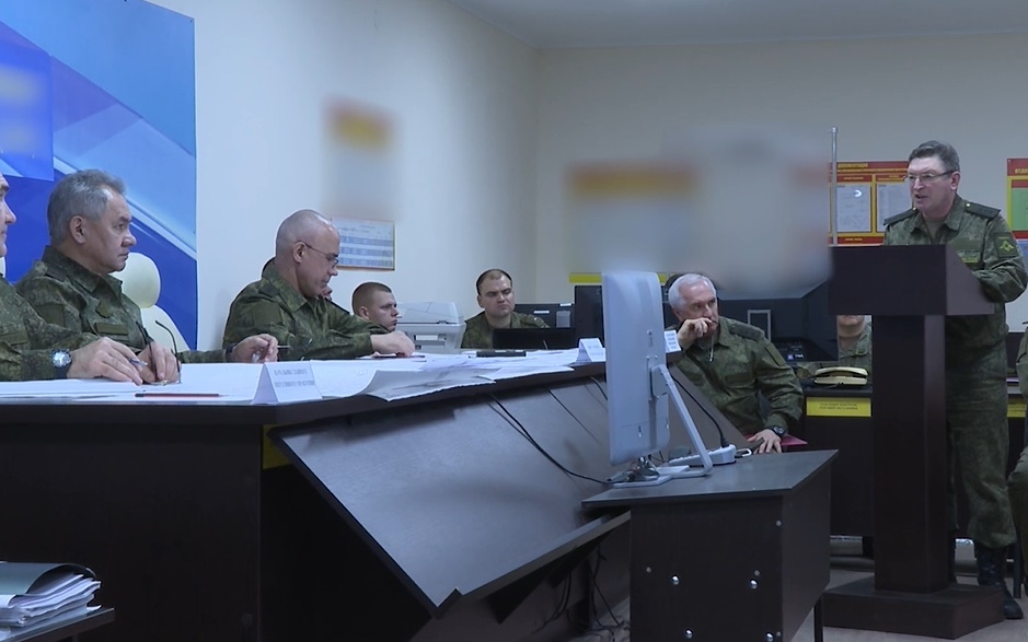 Bộ trưởng Quốc phòng Nga bất ngờ tới chiến trường Ukraine, chỉ đạo tác chiến